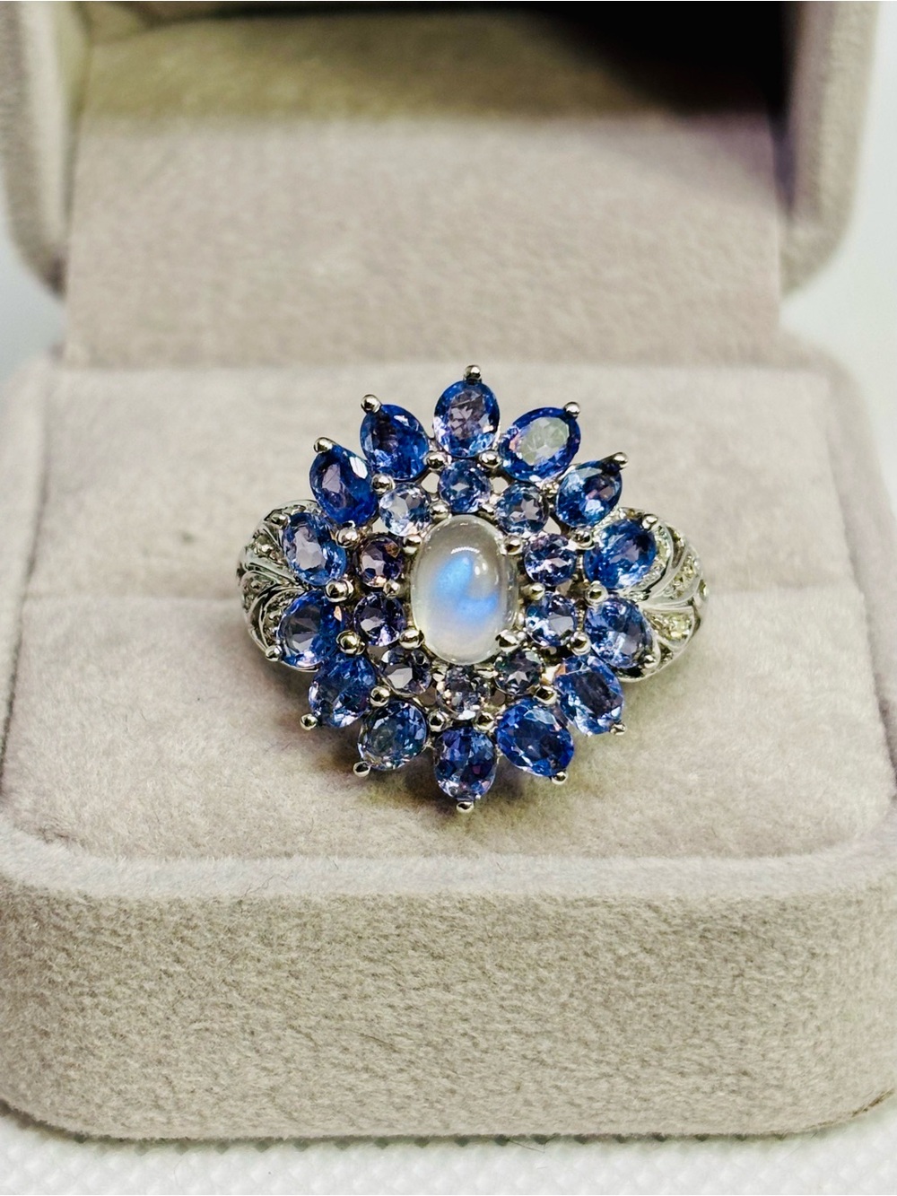 Stunning Huge 10K White Gold Tanzanite & Moonstone Halo Ring, size 8.5